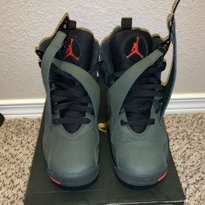 Jordan Retro 8